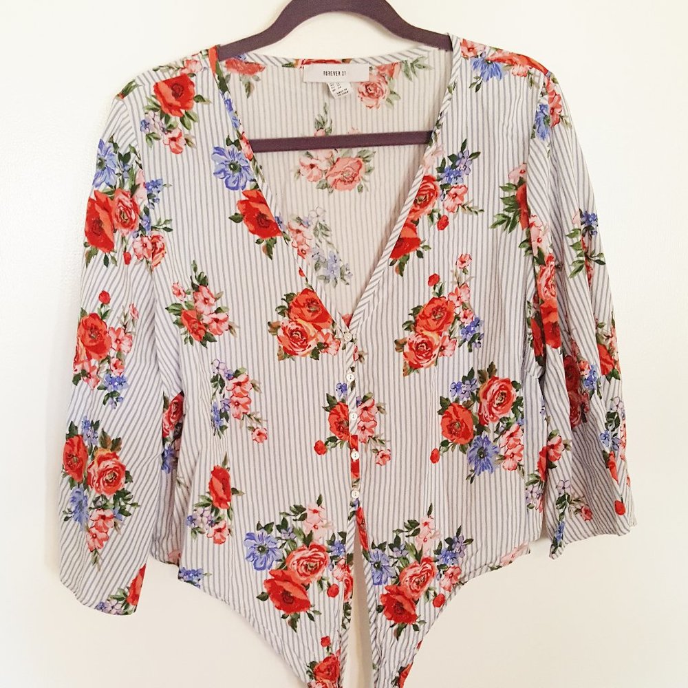 FOREVER 21 Women's Top 3X Floral Tie Bottom Stripe